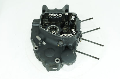 1999 - 2006 Harley-Davidson Softail Heritage Classic Crankcase Shaft Engine Motor Cover 24613-03