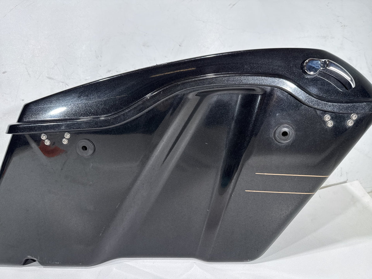 2016 Harley Road Glide Touring FLTRXS OEM Left 1 Saddlebag Luggage NO Key