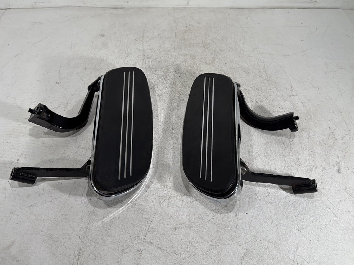 2011 Harley Road Glide Touring FLTRX OEM Left Right Driver Floorboard Foot Rest