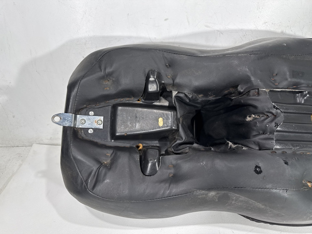 2003 Harley Electra Glide Touring Ultra OEM Passenger Rider Driver Seat Saddle