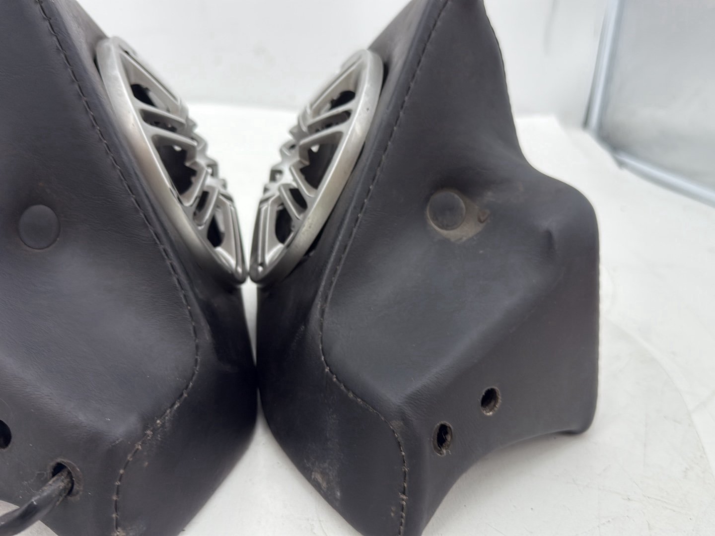 1995 Harley Touring FLHTCI Electra Glide Classic OEM Rear Left Right Audio Speakers