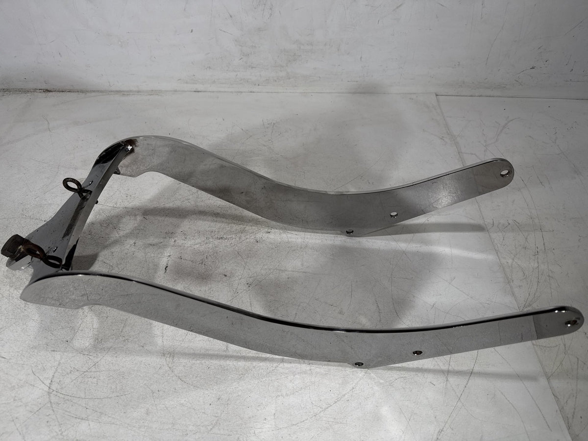 01 Harley Heritage Softail Classic OEM Rear Trailer Hitch Bar Tube Mount Towing