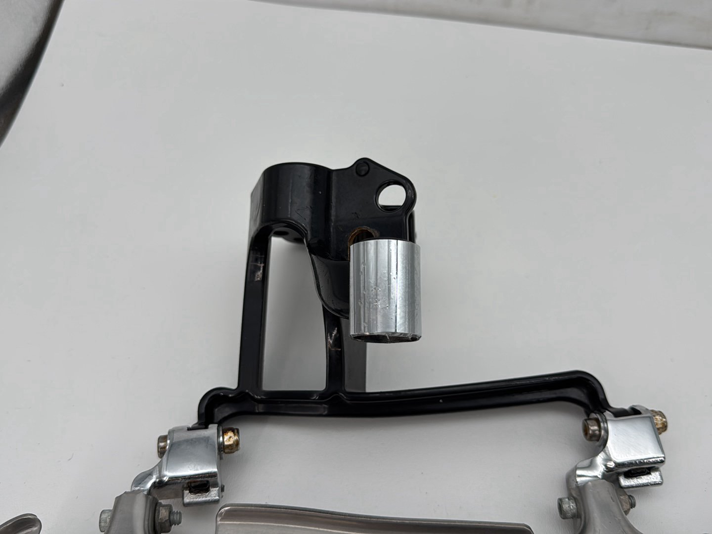 2008 Harley Softail Deluxe FLSTN OEM Left Right Driver Floorboard Foot Rest
