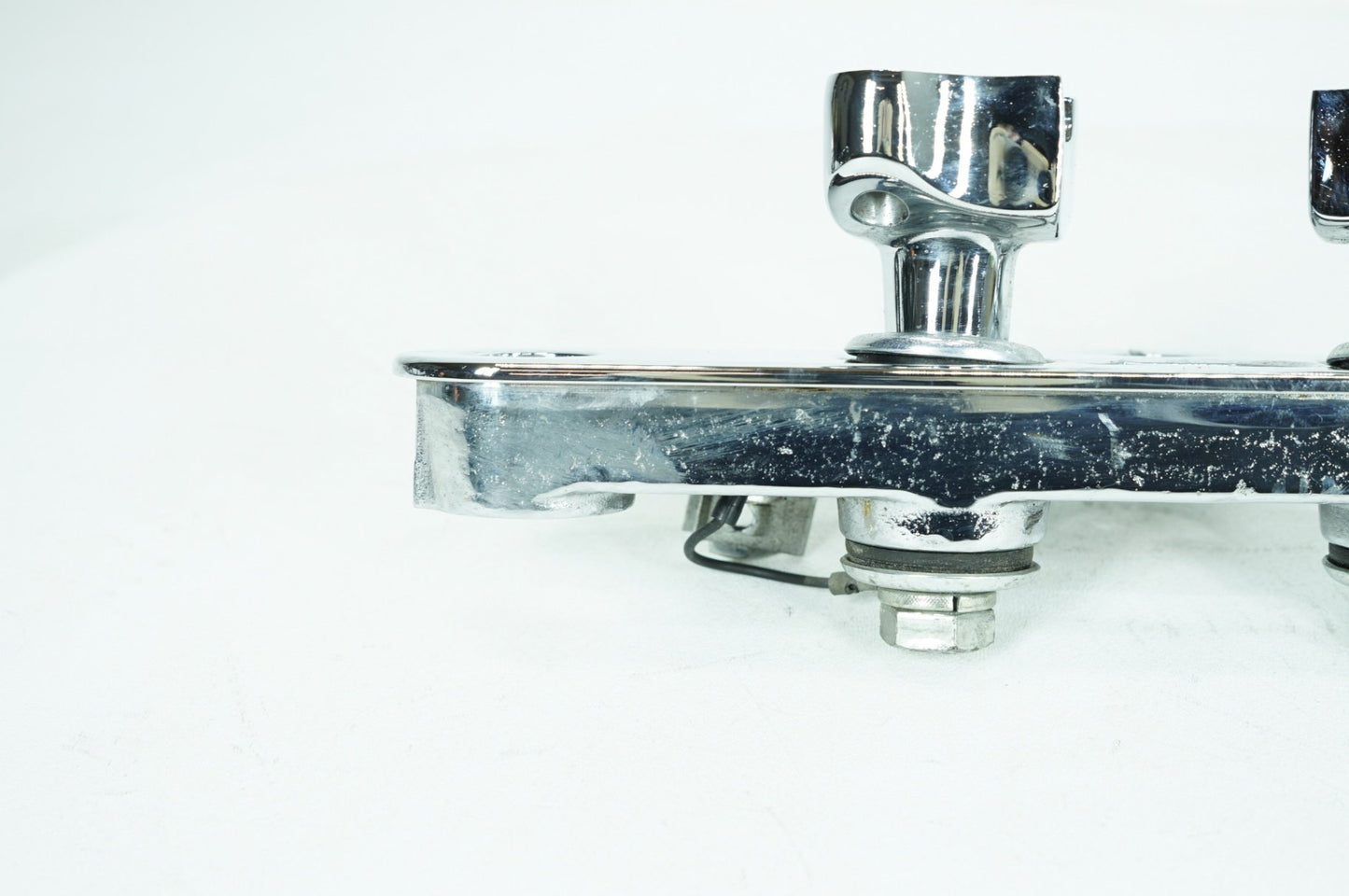 2000 - 2006 Harley-Davidson Softail Fat Boy Front Fork Upper Triple Tree 45456-86B