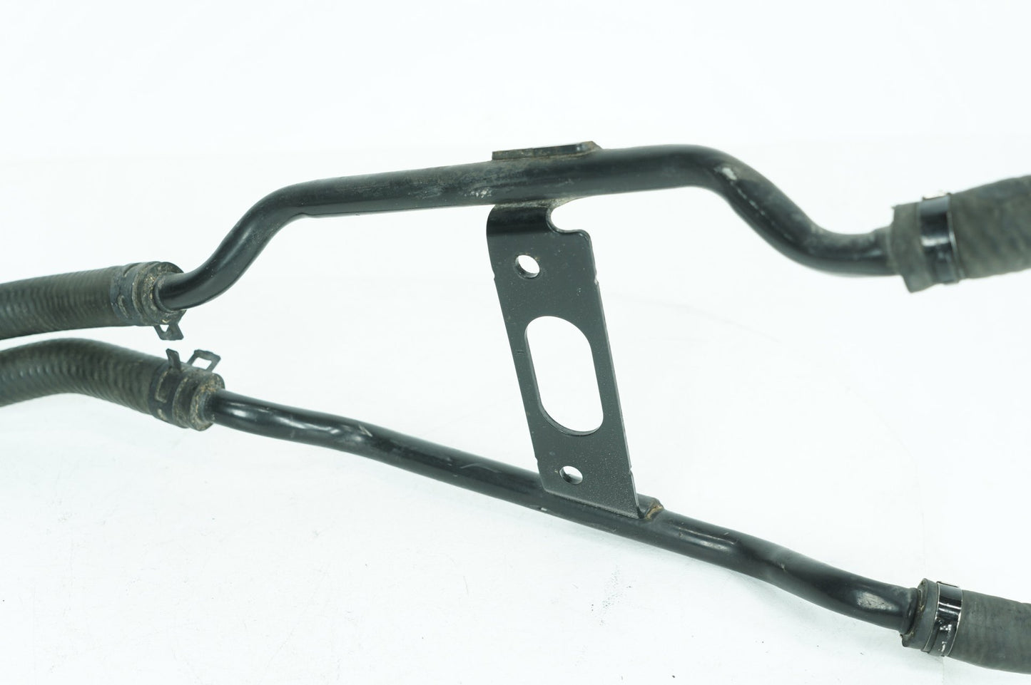 2008 - 2016 Harley-Davidson Touring Electra Glide Ultra Water Cooling Pump Downtube Hose Pipe 26900003