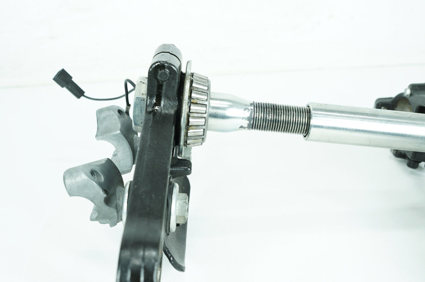 2007 - 2016 Harley-Davidson Touring CVO Electra Screamin Eagle Front Fork Upper Lower Triple Tree 45900091