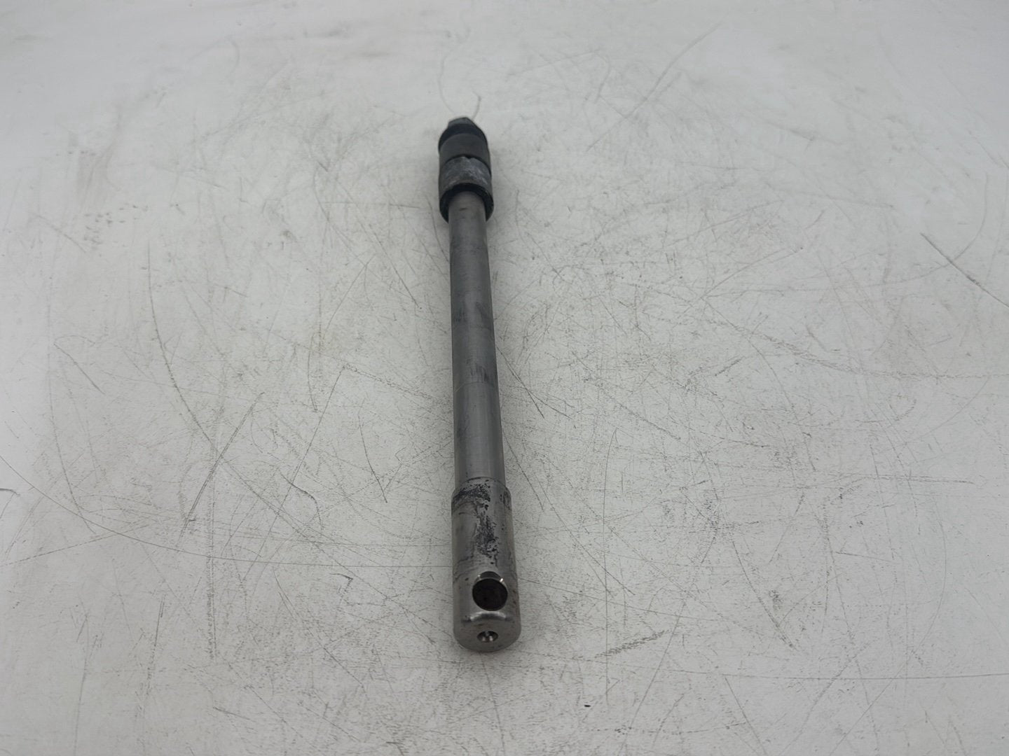 2005 Harley Dyna FXDWG Wide Glide OEM Front Wheel Axle Bolt Shaft