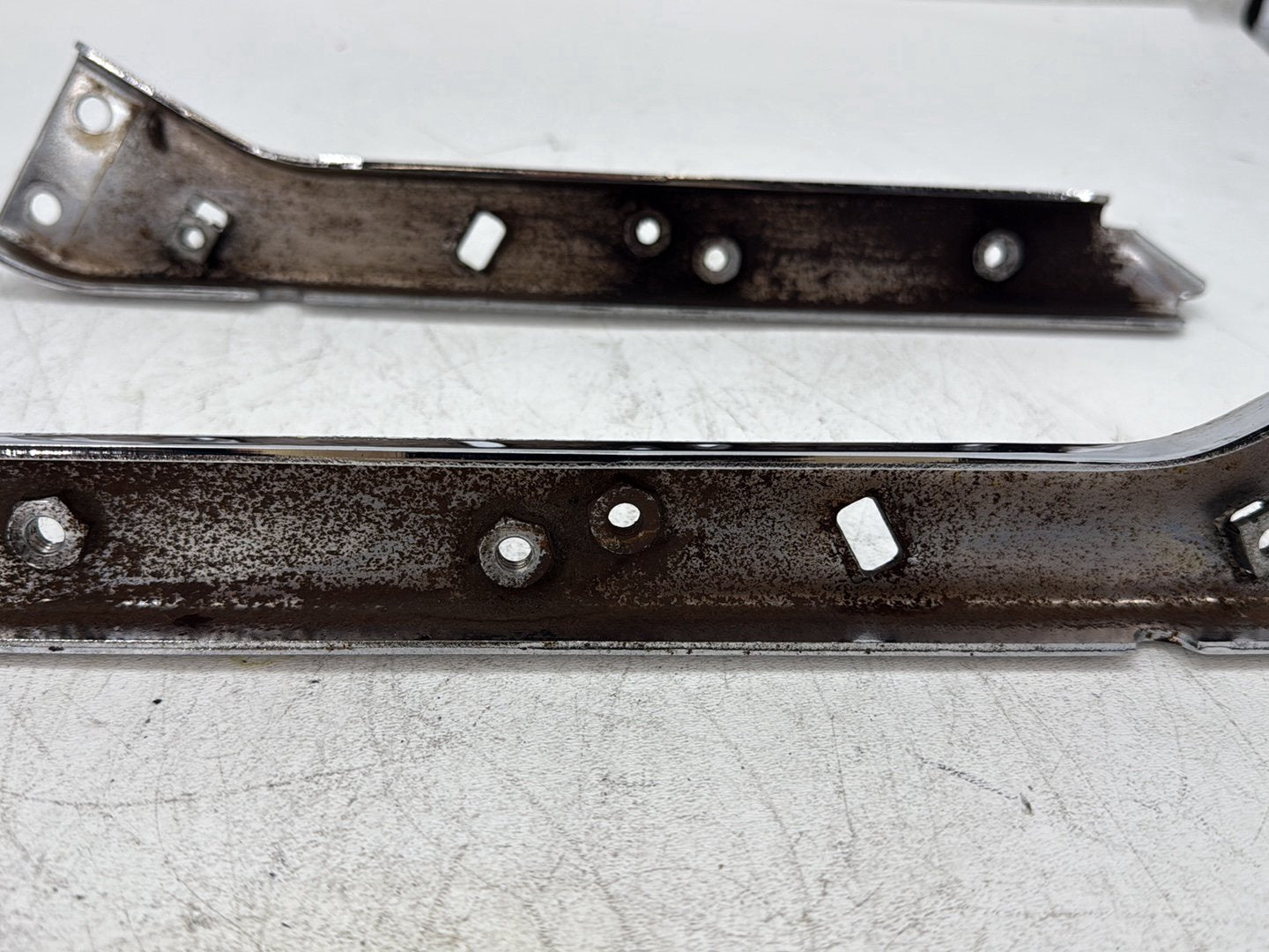 1996 Harley Electra Glide Touring FLHT OEM Left Right Saddlebag Fender Struts Brackets