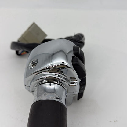 2007 - 2012 Harley-Davidson Touring Street Glide Left Turn Signal Headlight Switches Controls 71682-06