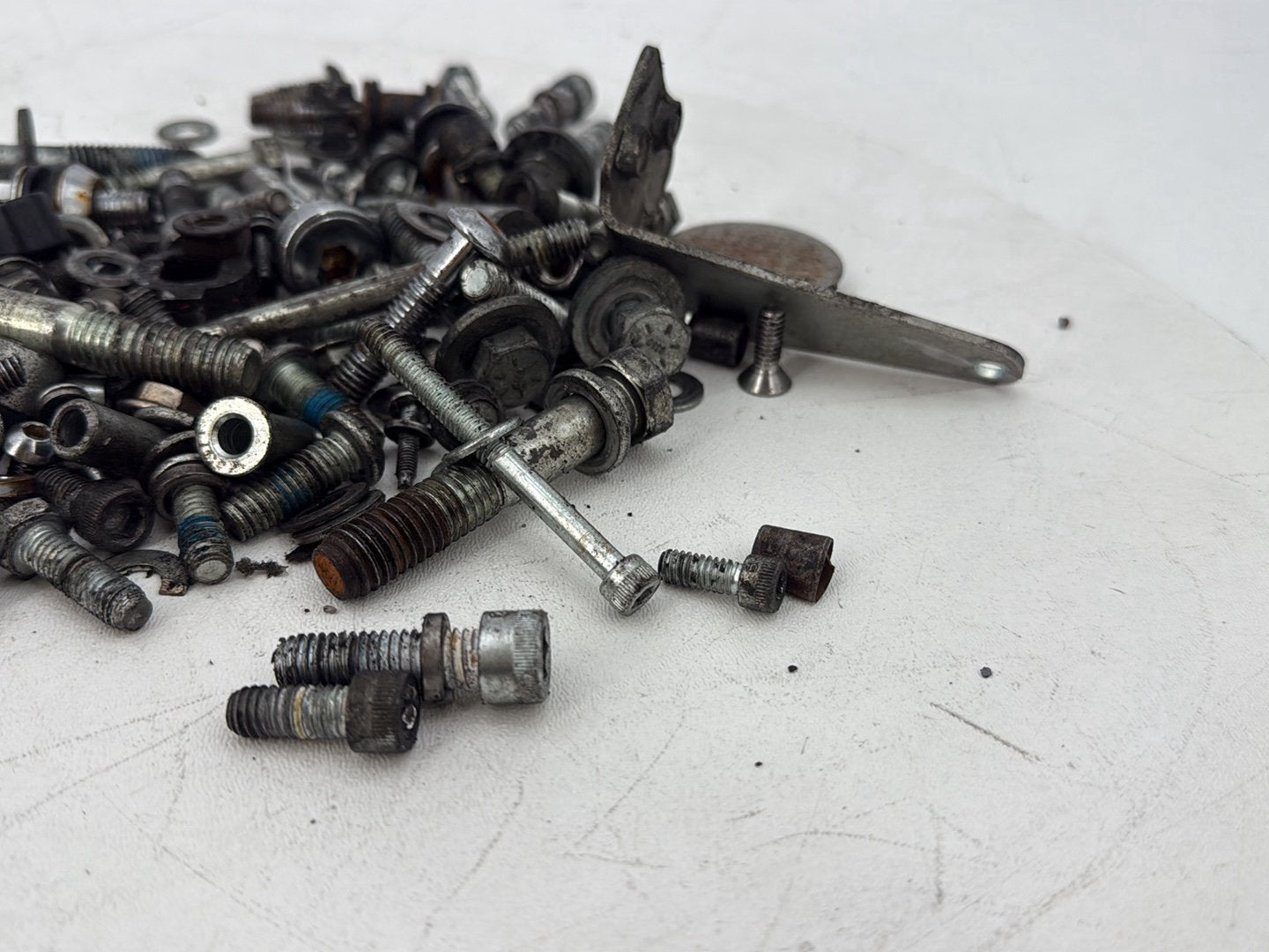 2007 - 2012 Harley-Davidson Dyna Super Glide Hardware Bolts Nuts & Brackets