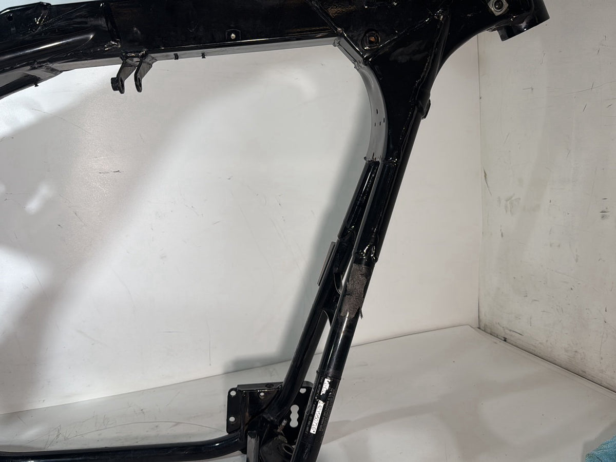 2002 Harley Touring Screamin Eagle Road King OEM Body Main Frame Chassis CLN CLR