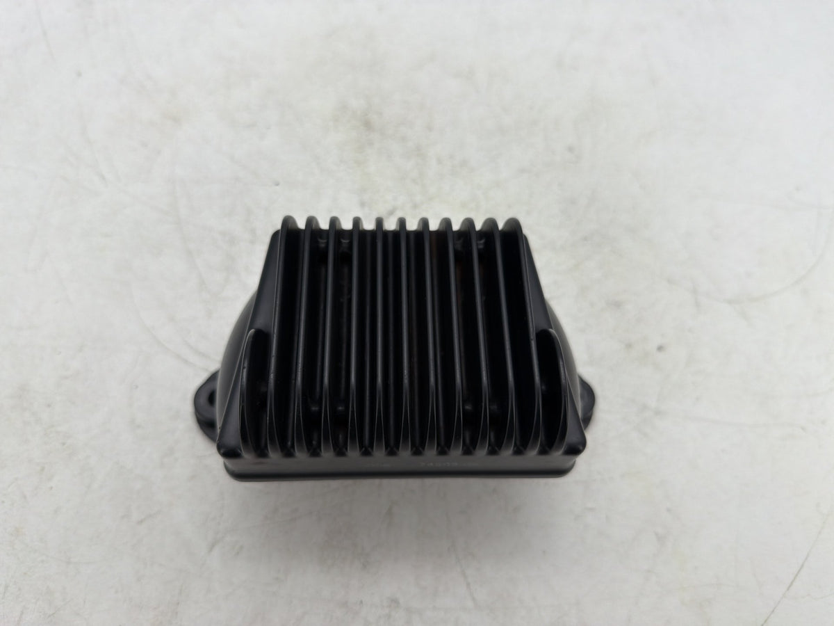 2009 Harley Street Glide Touring FLHX OEM Voltage Regulator Rectifier