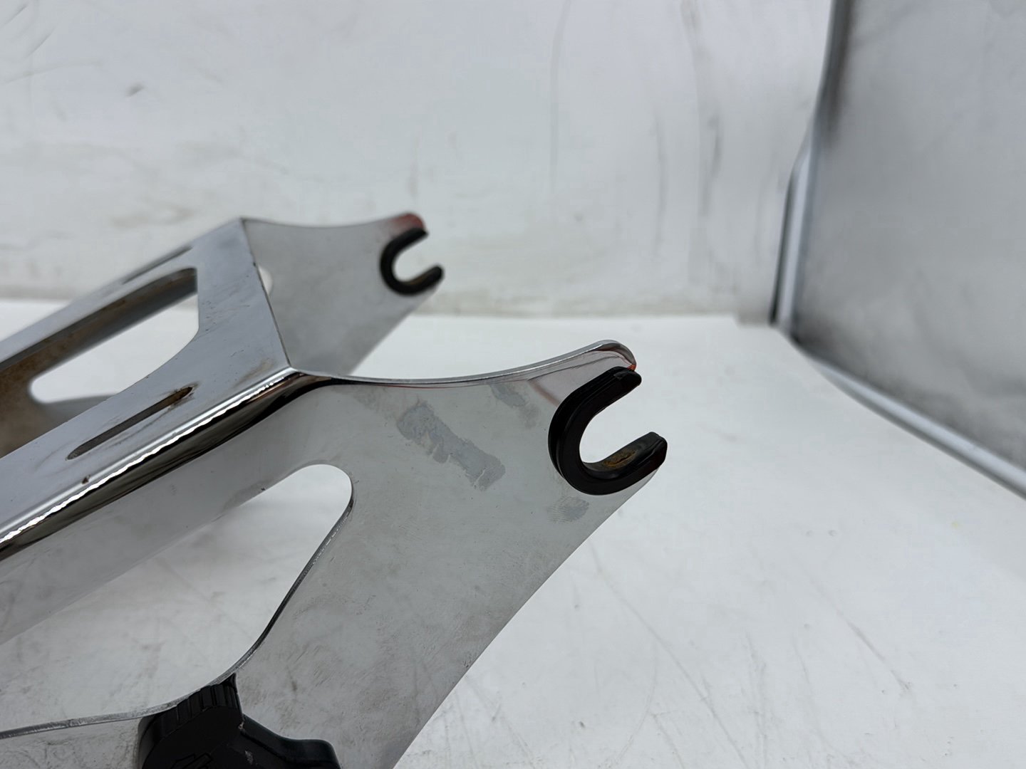 18 Harley Electra Glide Touring Ultra FLHTCU OEM Rear Tour Pak Lid Luggage Rack