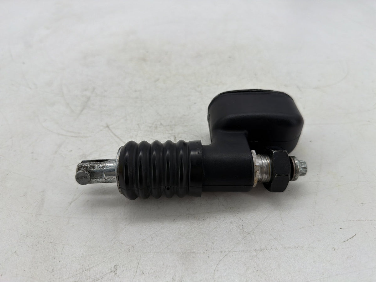 2006 Harley Softail Deuce FXSTDI OEM Rear Brake Master Cylinder Reservoir
