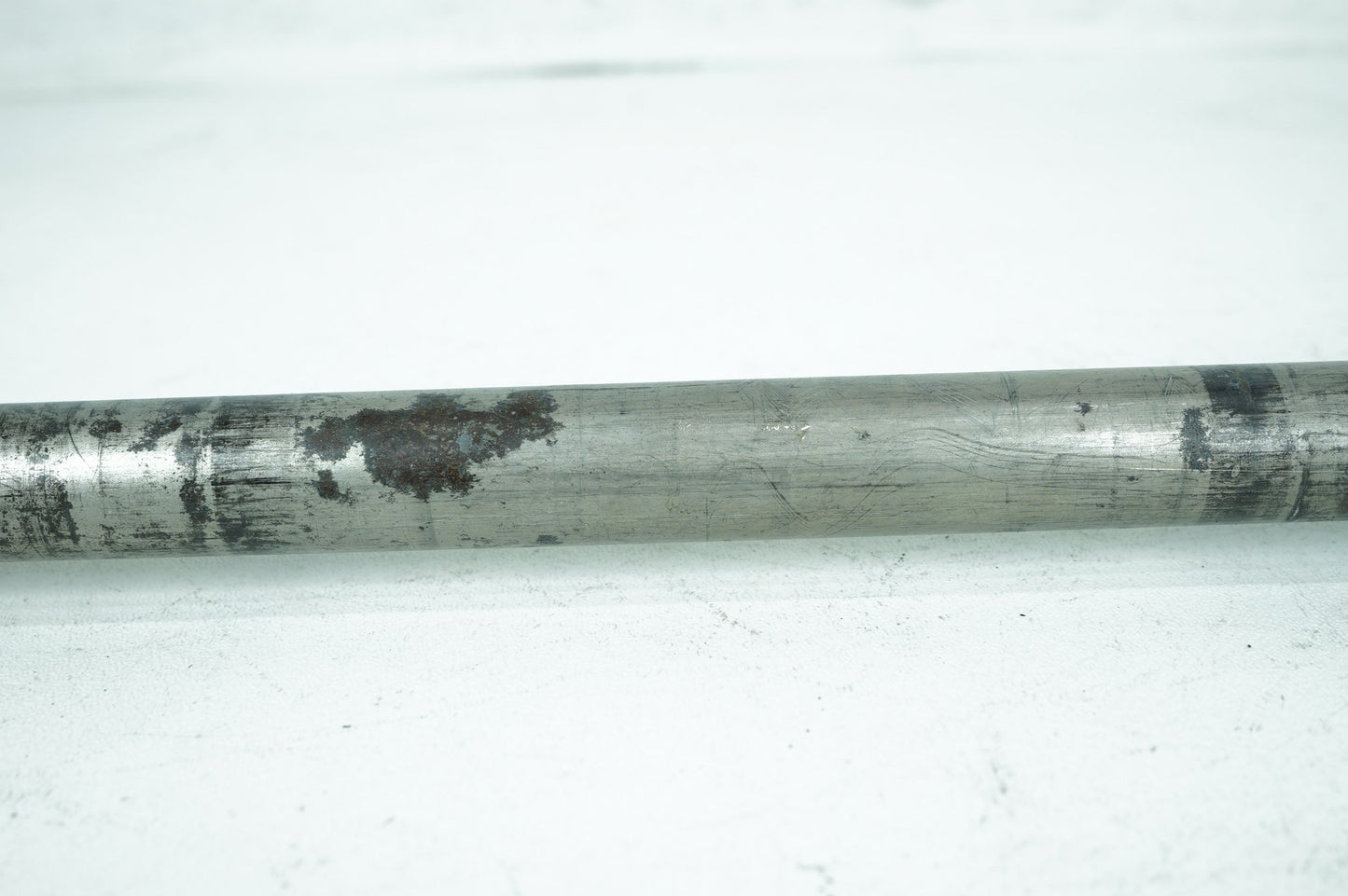 2007 - 2017 Harley-Davidson Dyna Low Rider Rear Wheel Axle Bolt Shaft 41114-08