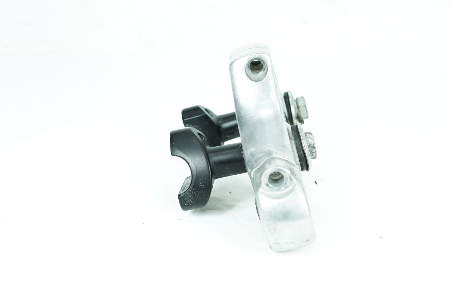 1986 - 2003 Harley-Davidson Sportster 1200 Sport Front Fork Upper Triple Tree Clamps 45739-87