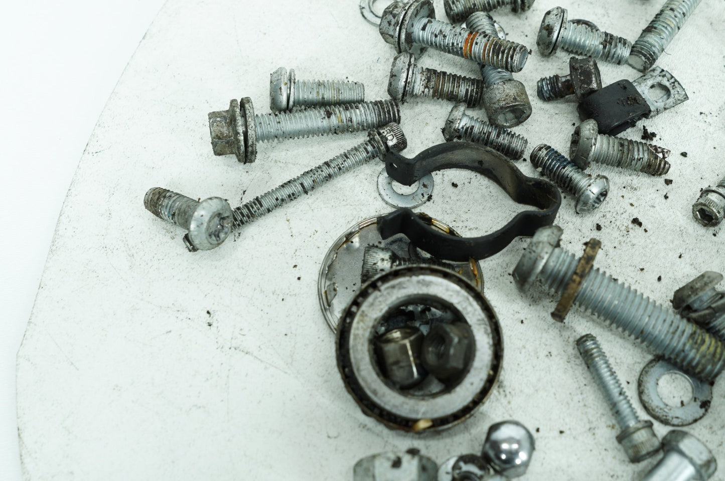 2007 - 2017 Harley-Davidson Dyna Street Bob Hardware Bolts Nuts & Brackets
