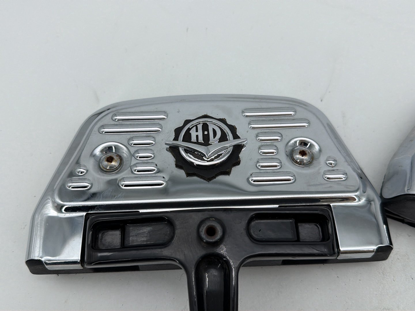 2003 Harley Road King Touring FLHRCI Classic OEM Left & Right Passenger Floorboard Foot Rest