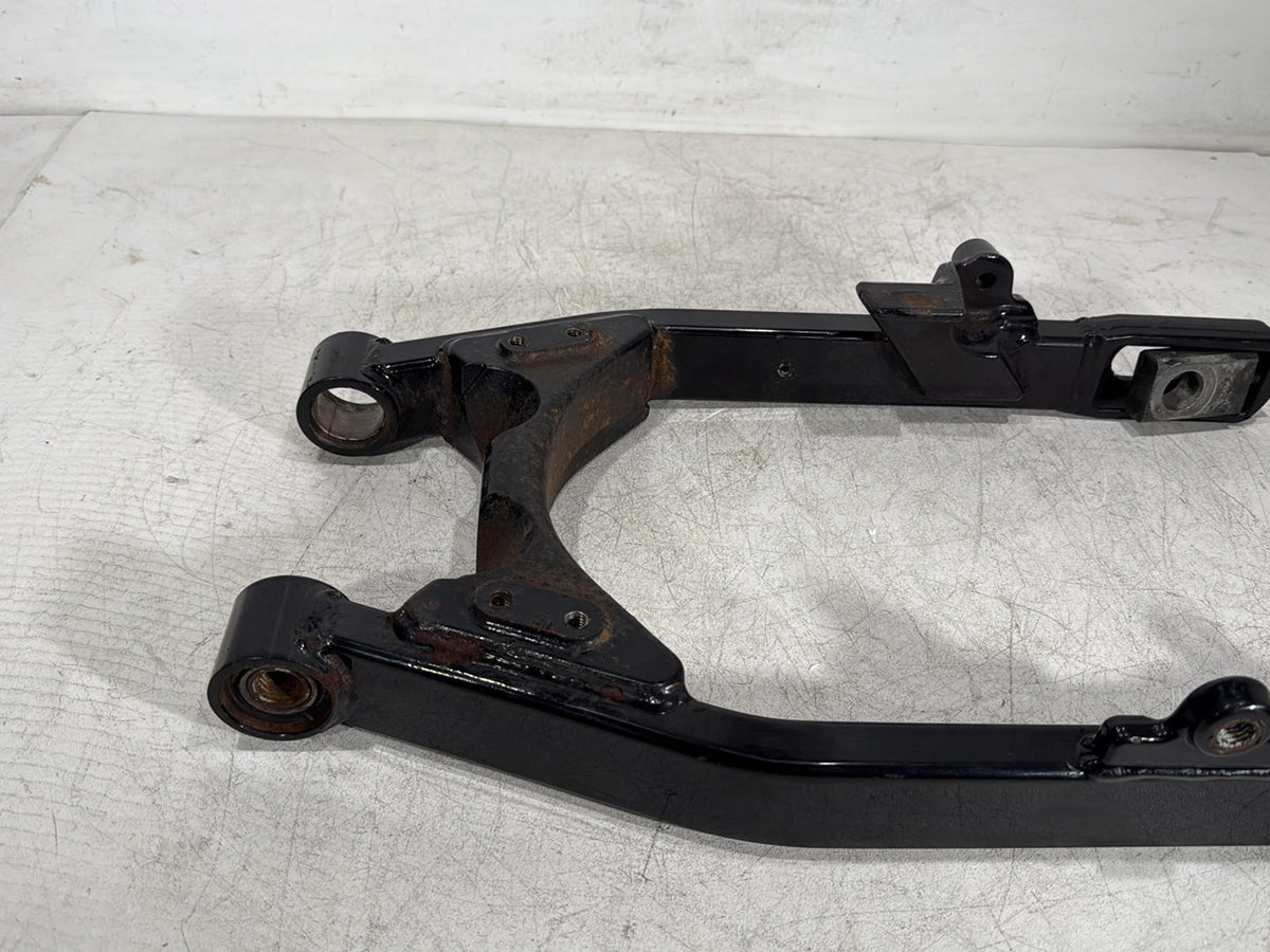 2007 Harley Dyna Street Bob FXDB OEM Rear Fork Swingarm Swing Arm