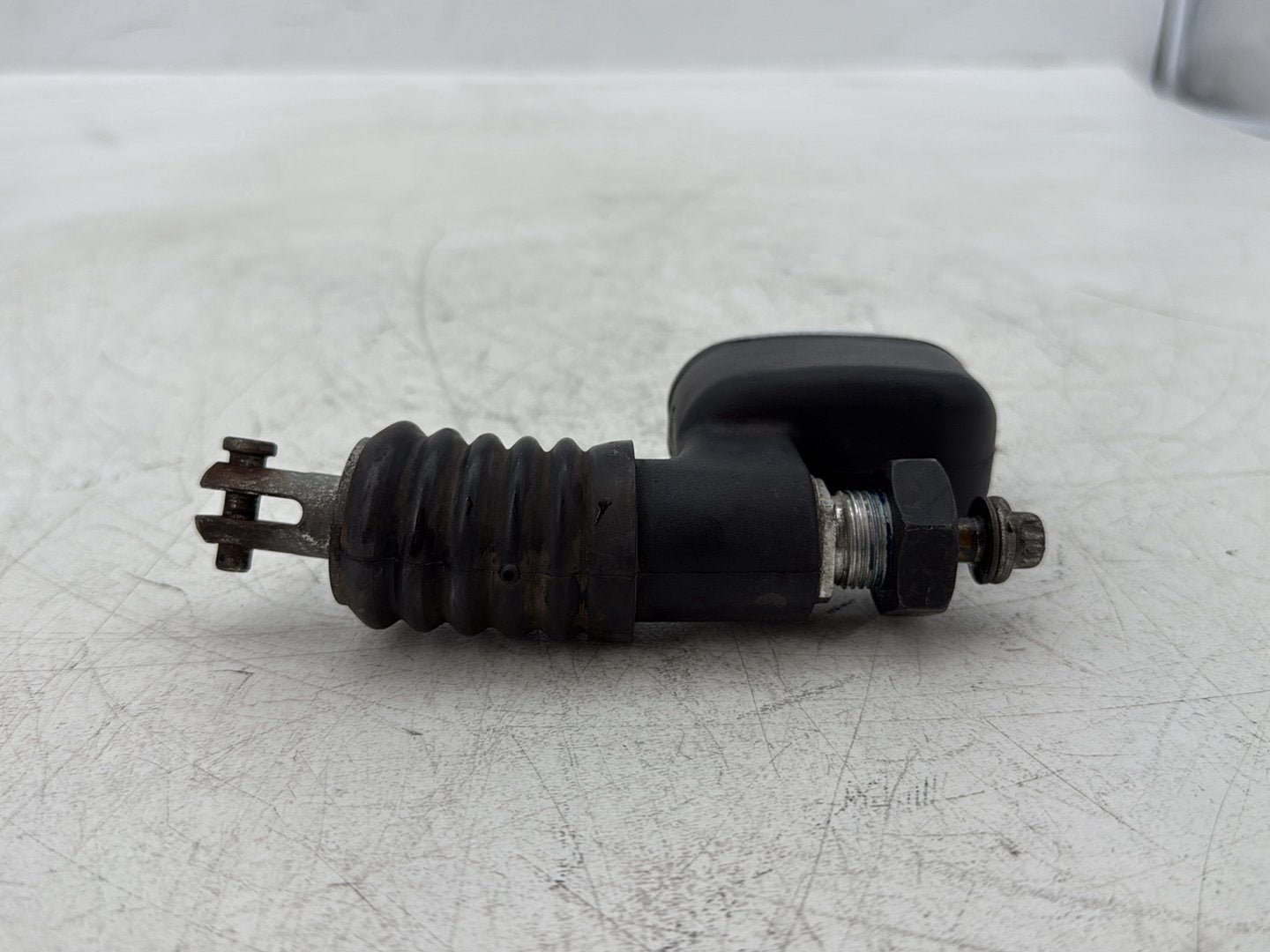 2006 Harley Electra Glide Touring Classic FLHTCI OEM Rear Brake Master Cylinder Reservoir