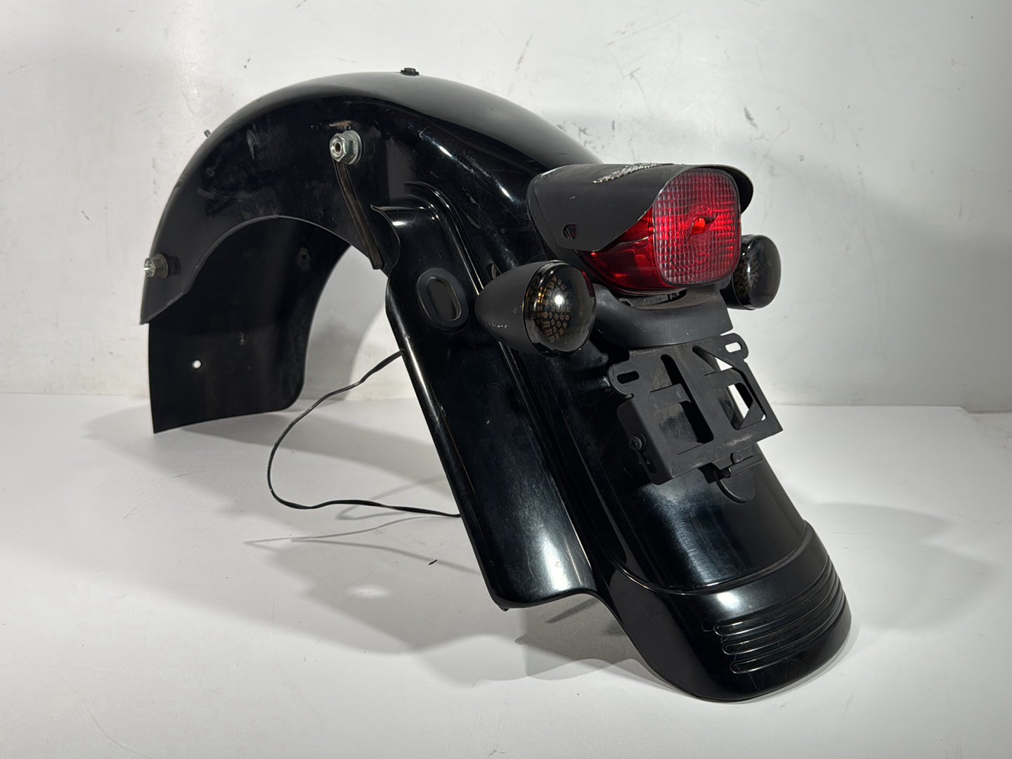 2007 Harley Street Glide Touring FLHX OEM Rear Wheel Fender & Turn Signals Bar