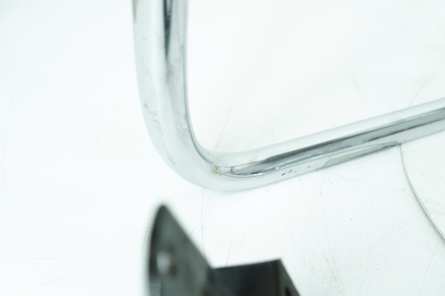 1999 - 2006 Harley-Davidson Touring Road King Classic Rear Left Right Saddlebag Guard Rails Bar 49187-97