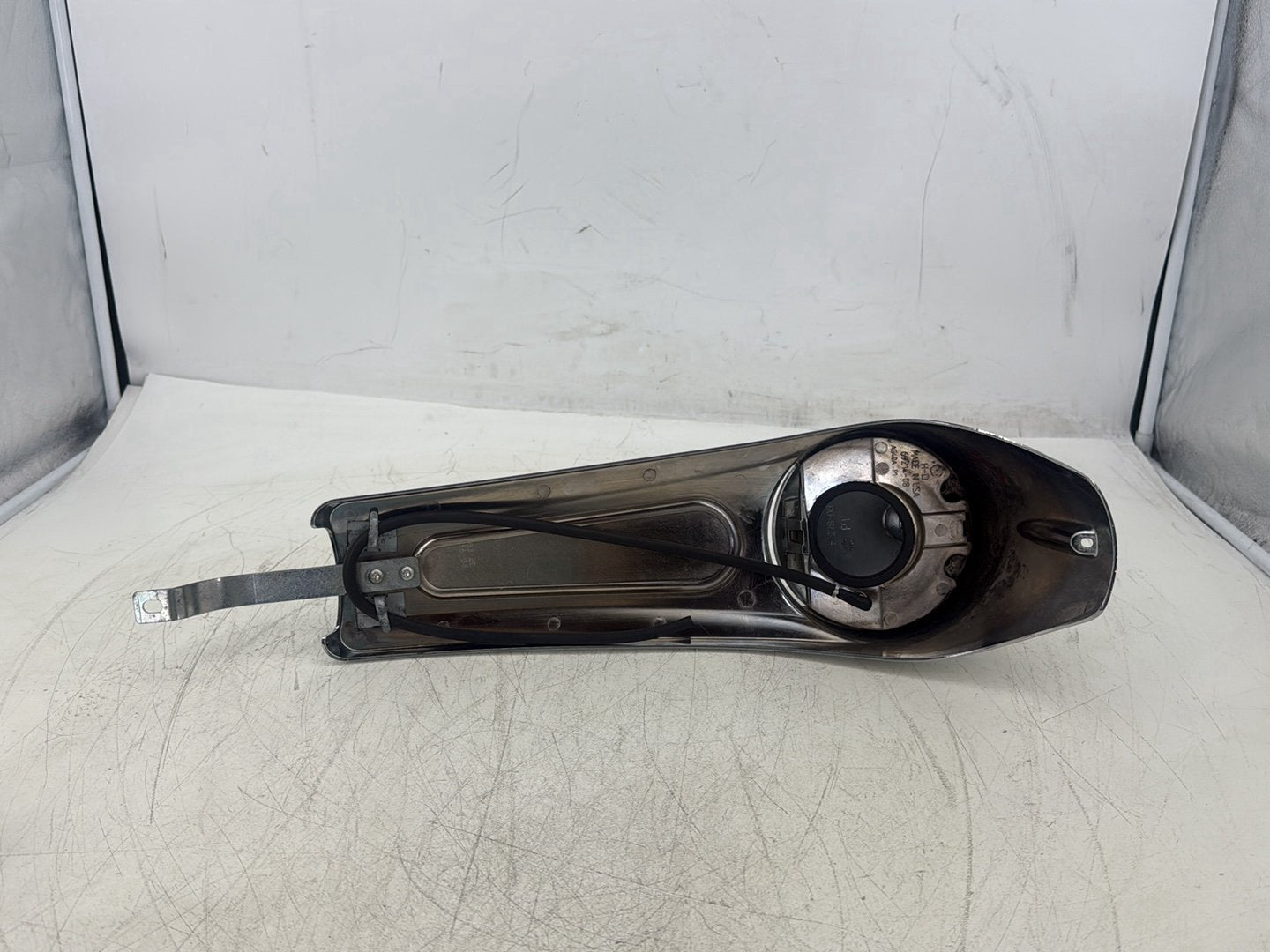 2011 Harley Street Glide Touring FLHX OEM Fuel Gas Tank Dash Console NOKey