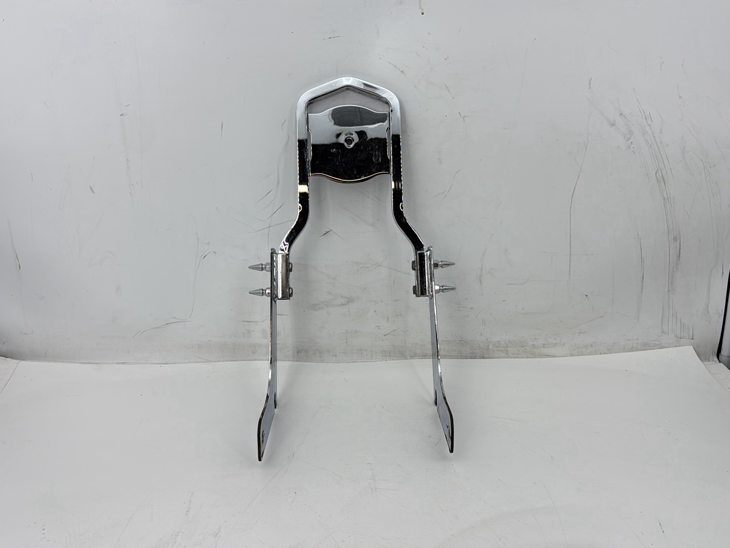 2006 Harley Dyna FXDWGI Wide Glide OEM Rear Back Sissy Bar Rail Sissybar