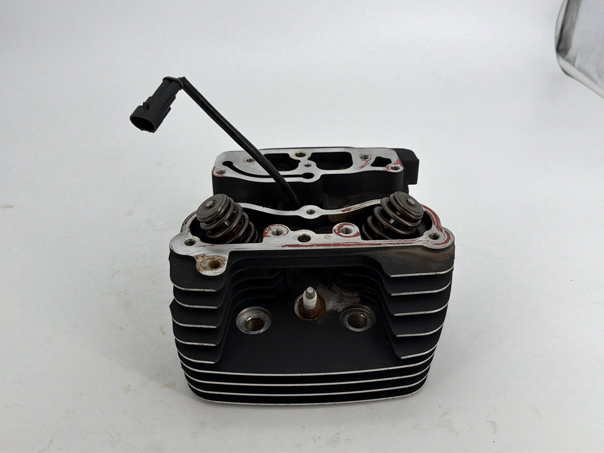 2013 Harley Touring Electra Glide Ultra OEM Rear Twin Cam Engine Cylinder Head