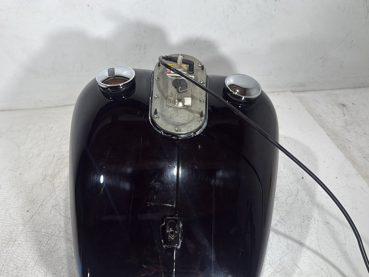 2005 Harley Road King Touring Police OEM Fuel Gas Tank Gasoline Reservoir