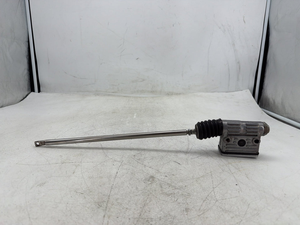 00 Harley Sportster 1200 Custom XL1200C OEM Rear Brake Master Cylinder Reservoir