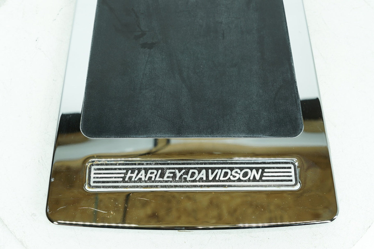 1999 - 2006 Harley-Davidson Touring Electra Glide Classic Detachable Tour Pak Luggage Box Bracket 79042-93