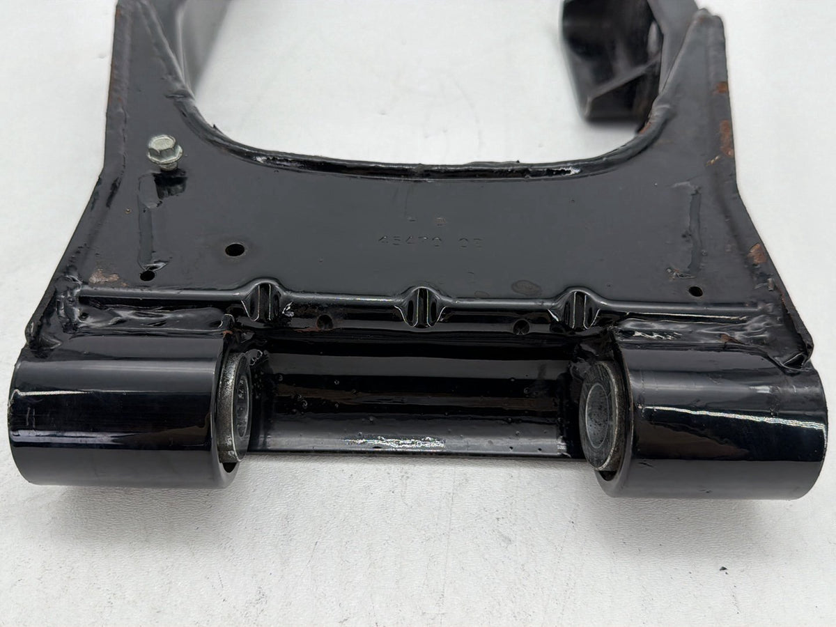 2005 Harley Electra Glide Touring Ultra OEM Rear Fork Swingarm Swing Arm