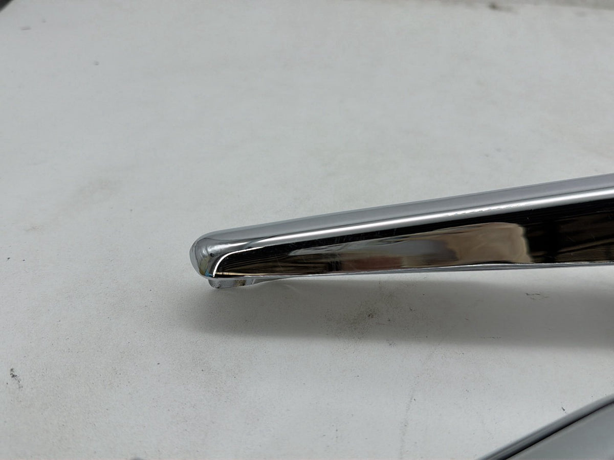 2007 Harley Street Glide Touring FLHX OEM Rear Left Right Fender Struts Bracket