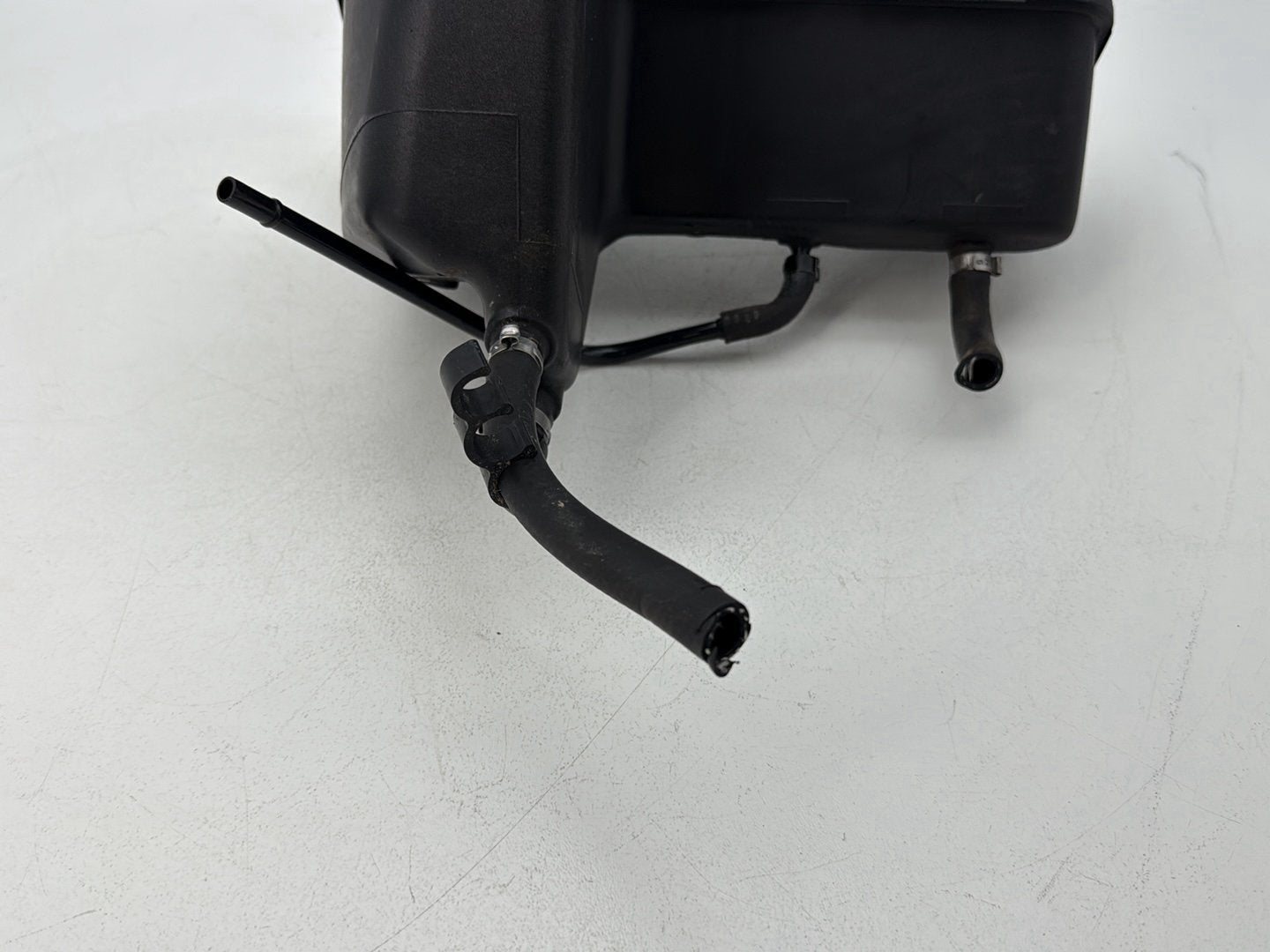 2004 - 2013 Harley-Davidson Sportster 883 Custom Oil Tank Reservoir Bottle Canister & Dipstick 62888-04A