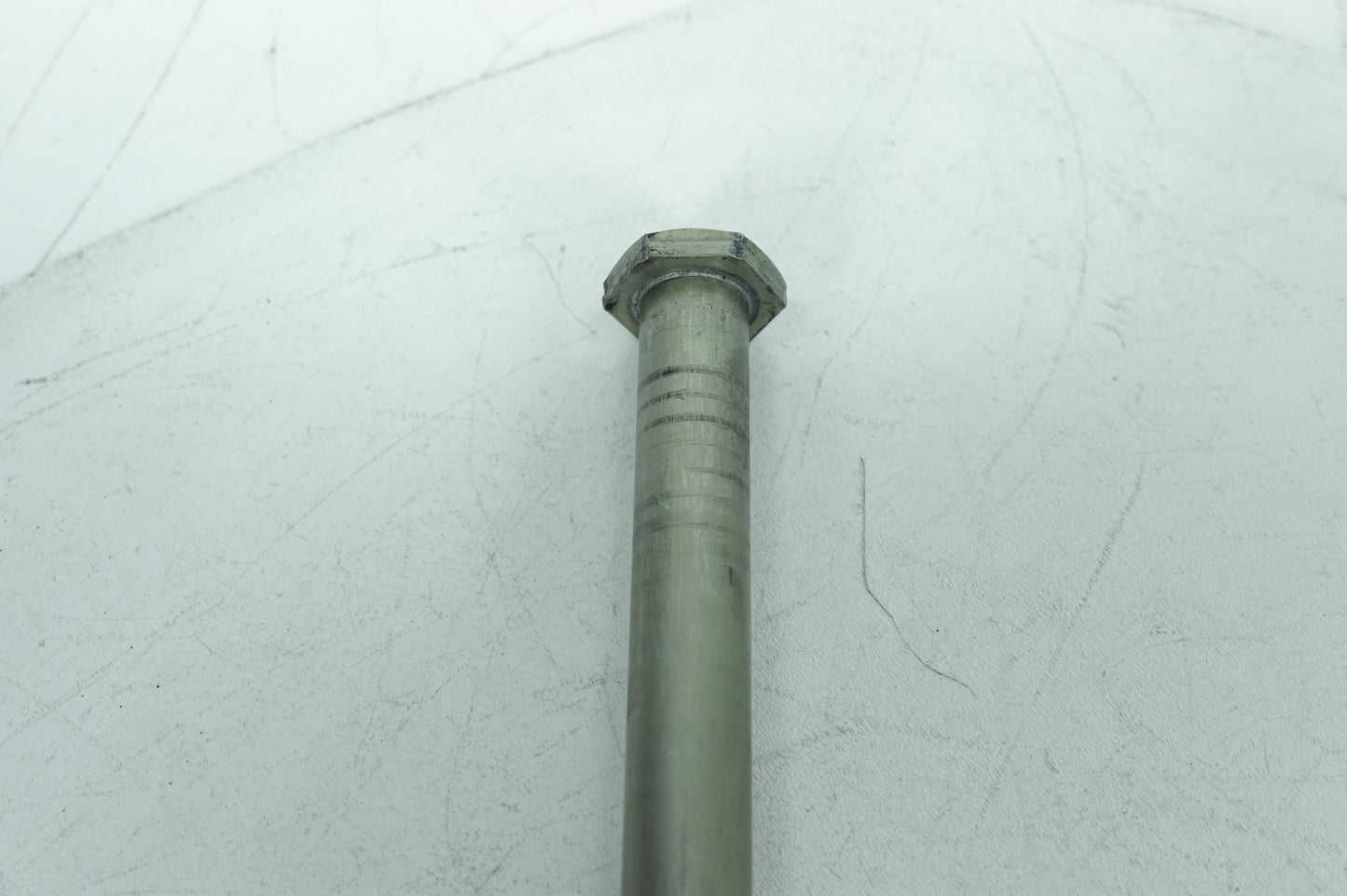 2007 - 2017 Harley-Davidson Dyna Low Rider Rear Fork Swingarm Pivot Bolt Shaft 47641-06