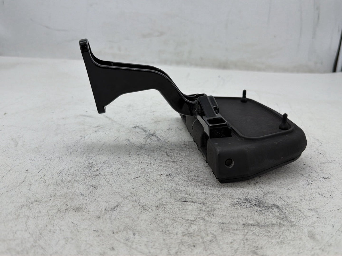 2015 Harley Electra Glide Touring Ultra Low OEM 1 Passenger Floorboard Foot Rest