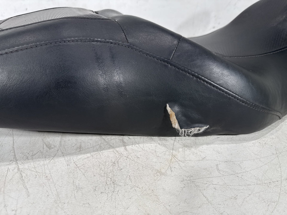 2012 Harley Electra Glide Touring Ultra OEM Passenger Rider Driver Seat Saddle