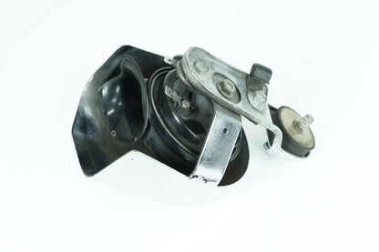 1999 - 2006 Harley-Davidson Softail Fat Boy Horn Signal Klaxon Chrome Cover 69012-93A