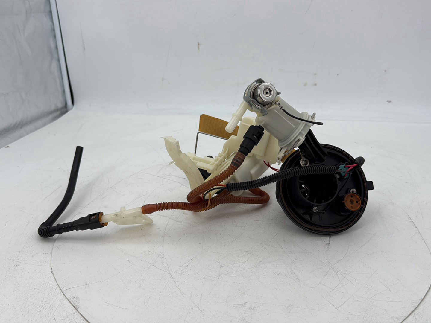2007 - 2012 Harley-Davidson Touring Electra Glide Ultra Gas Gasoline Fuel Petrol Pump Sending 62908-08