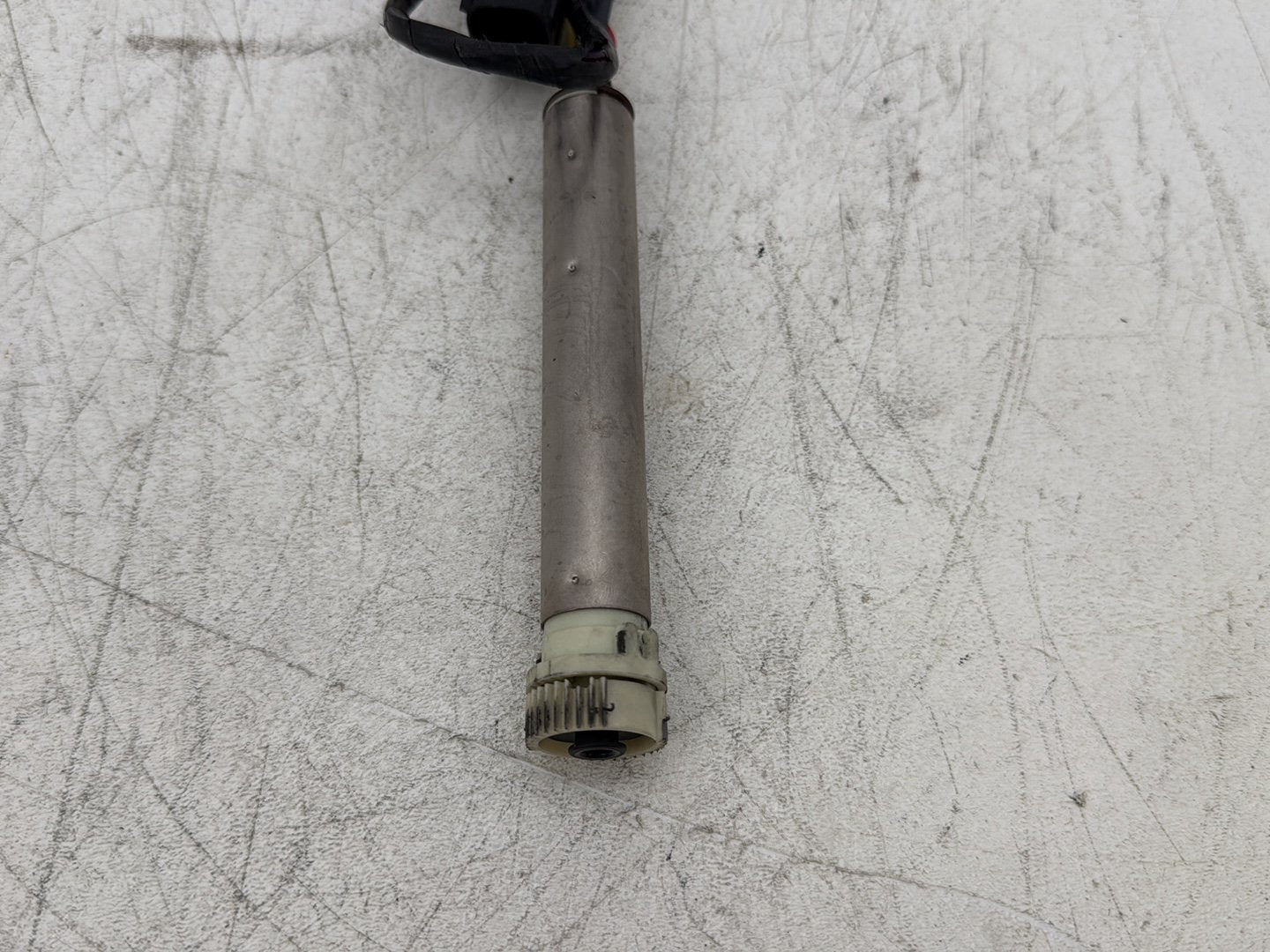 2012 Harley Street Glide Touring FLHX OEM Twist Grip Ride Fly By Wire Throttle Sensor