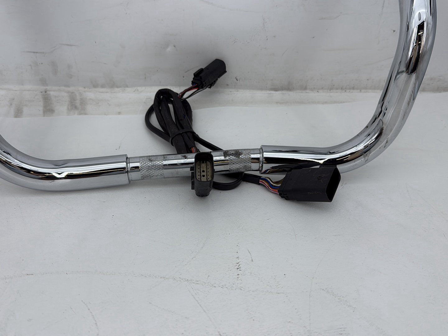 11 Harley Electra Glide Ultra FLHTK OEM Handlebars Left Right Switches Controls