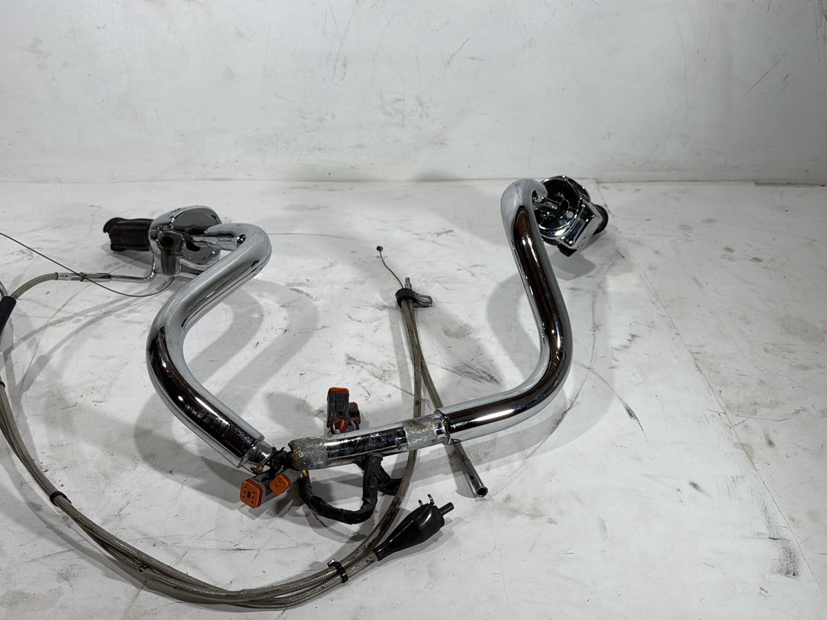 04 Harley Road King Touring Classic OEM Handlebars Left Right Switches Controls