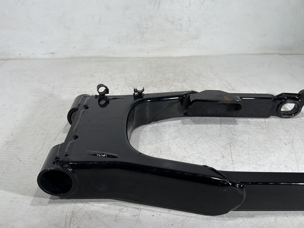 2007 Harley Electra Glide Touring Ultra OEM Rear Fork Swingarm Swing Arm