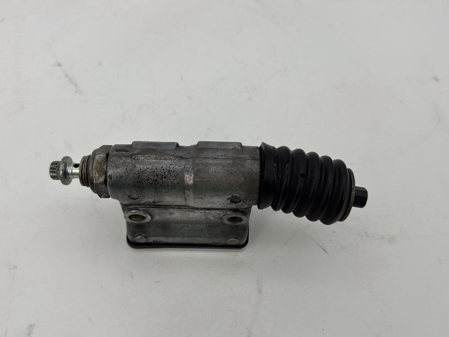 1993 Harley Sportster XLH883H Hugger 883 OEM Rear Brake Master Cylinder Reservoir