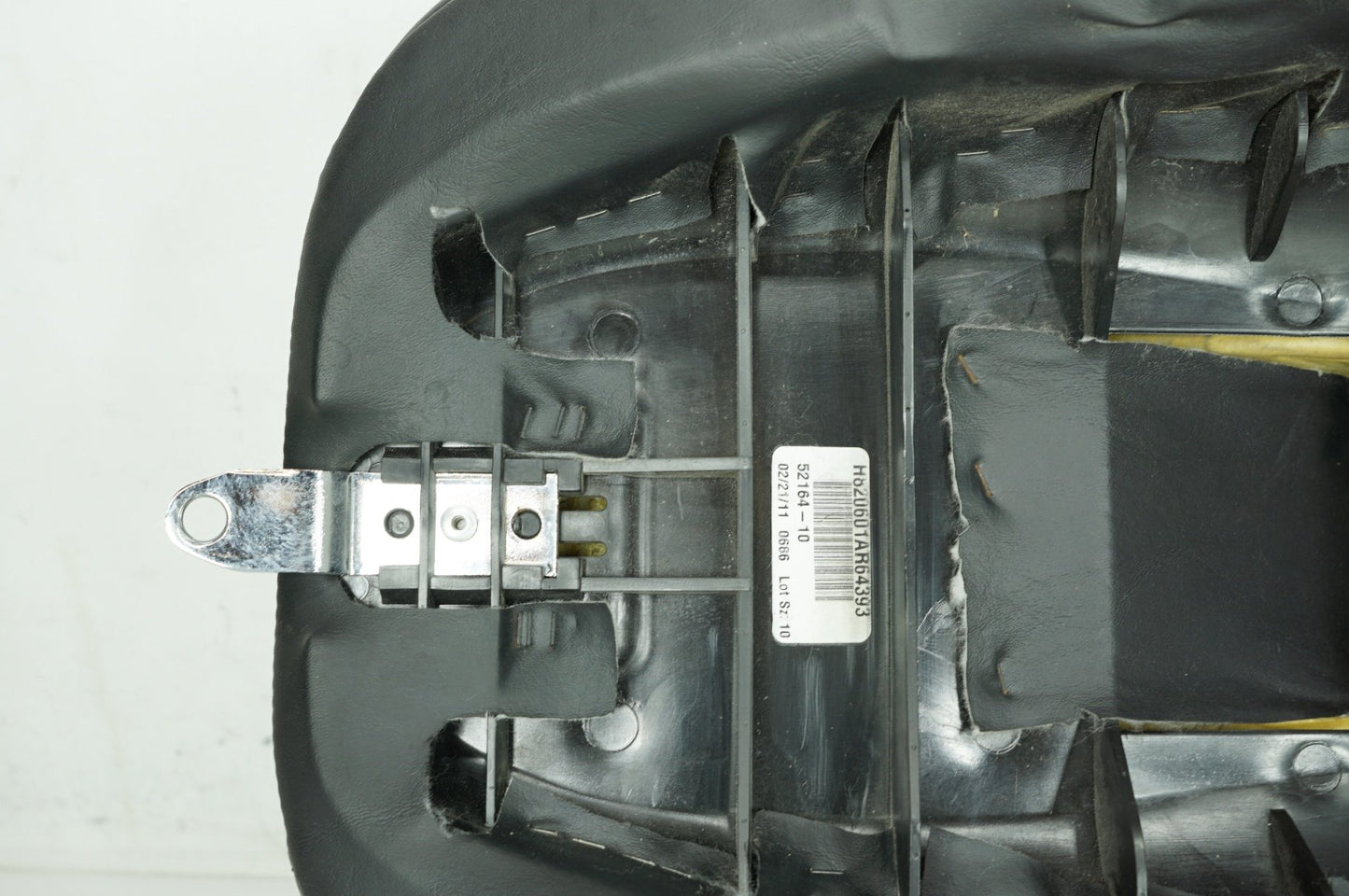 2007 - 2012 Harley-Davidson Touring Electra Glide Ultra Passenger Rider Driver Seat Saddle 52164-10