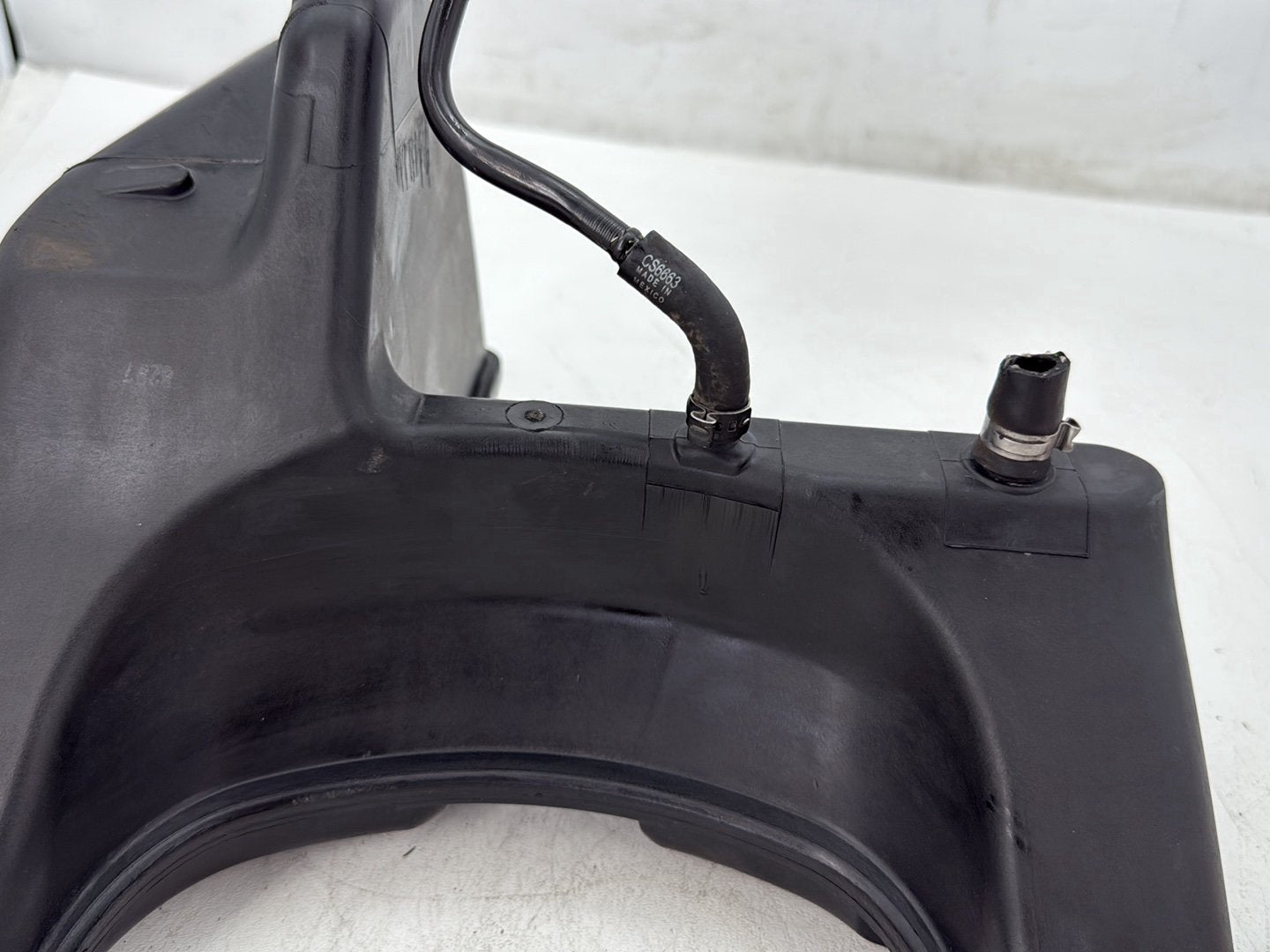 2009 Harley Sportster 883 Low XL883L OEM Oil Tank Reservoir Bottle Canister & Dipstick