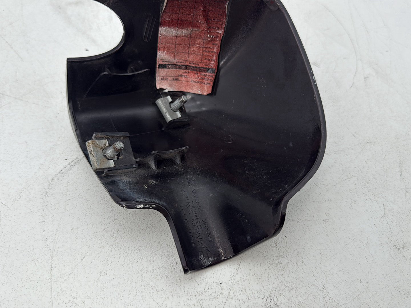 2008 - 2016 Harley-Davidson Touring Electra Glide Ultra Left Lower Leg 1 Fairing Box Cap Cover 58491-10