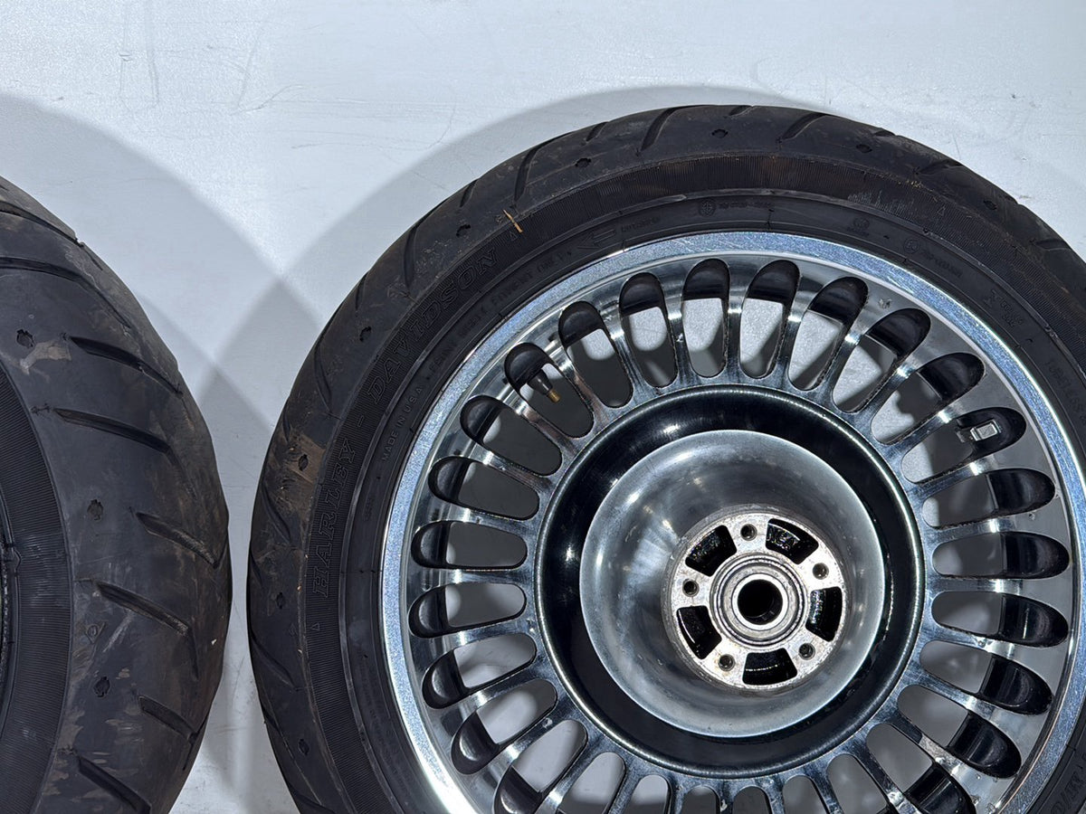 2010 Harley Electra Glide Touring Ultra OEM Front & Rear Wheel Rim Tire 16" 17"
