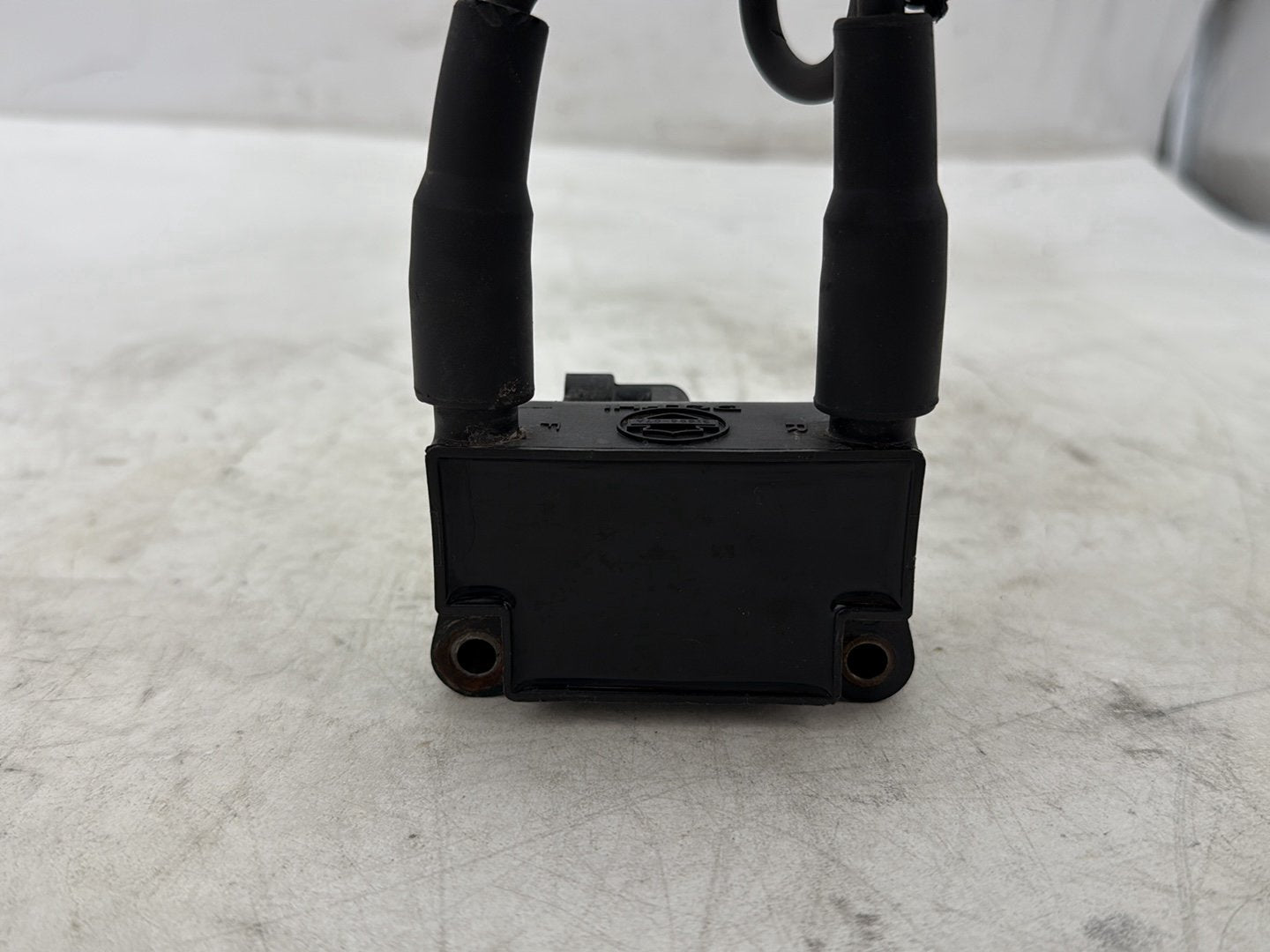 2012 Harley Dyna FXDF Fat Bob OEM Ignition Coil Spark Plugs Cable